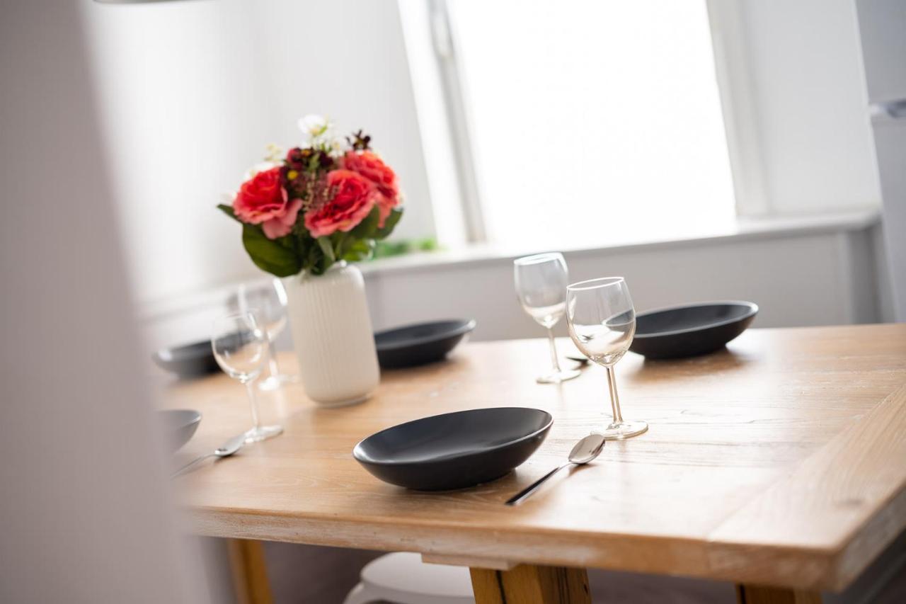 2 Bedroom Floor Direct On Marienplatz Apartment München